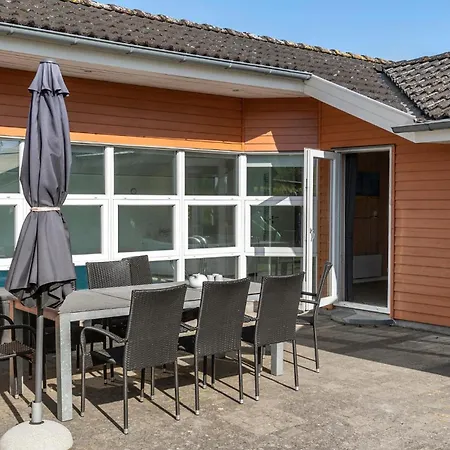 Pet Friendly In With Sauna - F04167 Ferienhaus